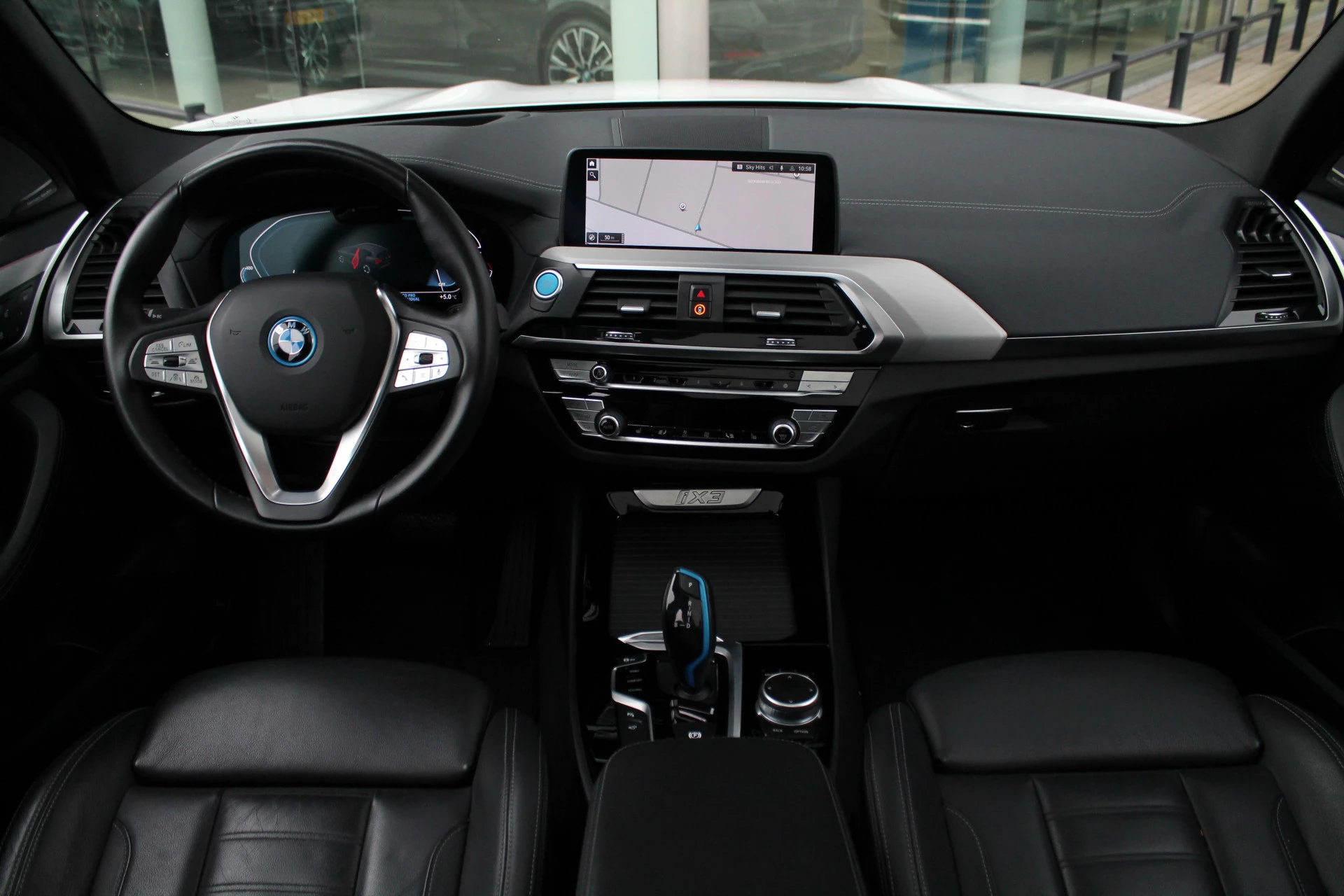 Hoofdafbeelding BMW iX3