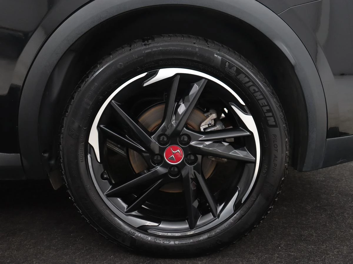 Hoofdafbeelding DS DS 7