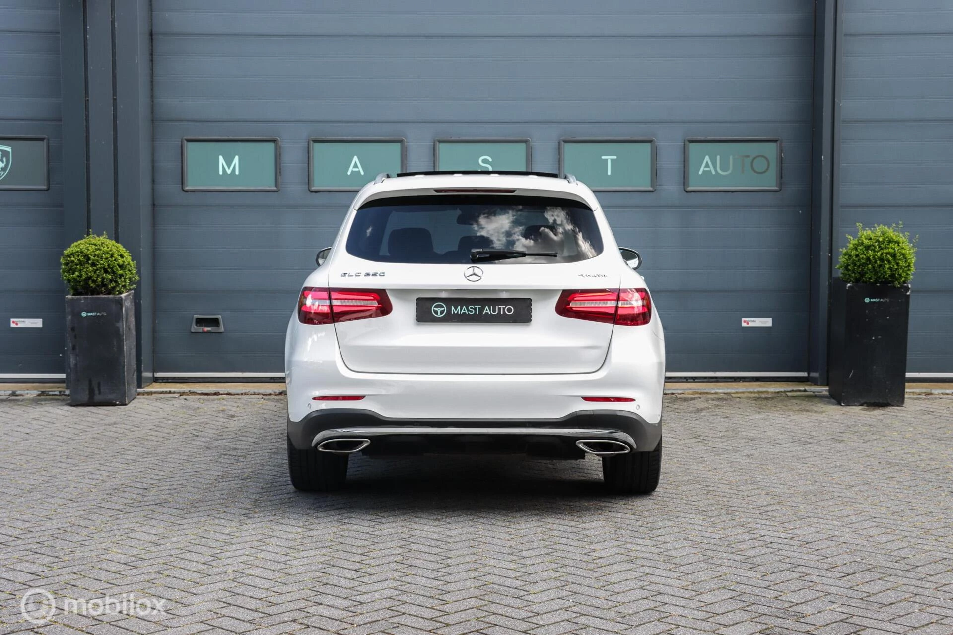 Hoofdafbeelding Mercedes-Benz GLC