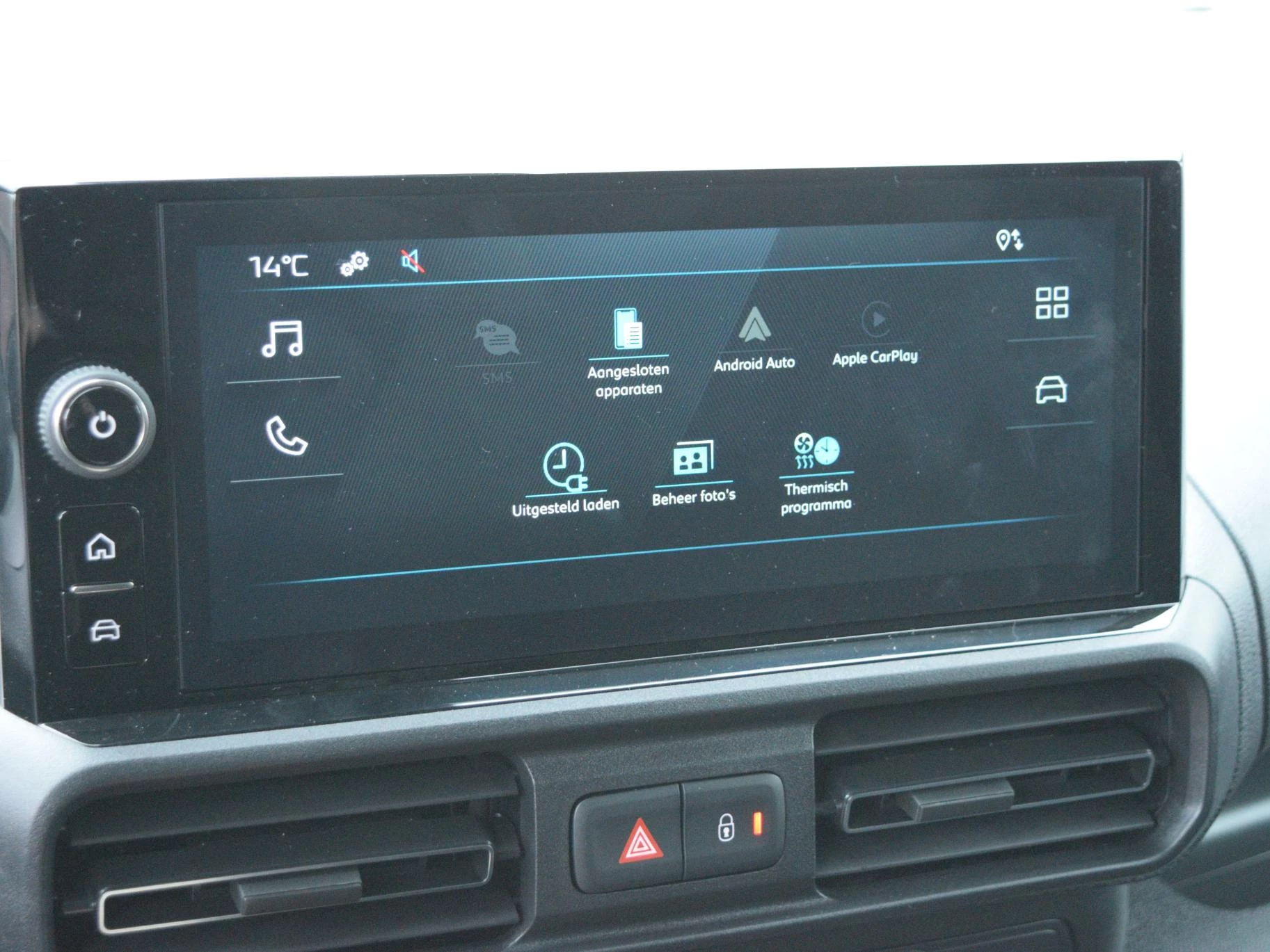Hoofdafbeelding Peugeot e-Partner
