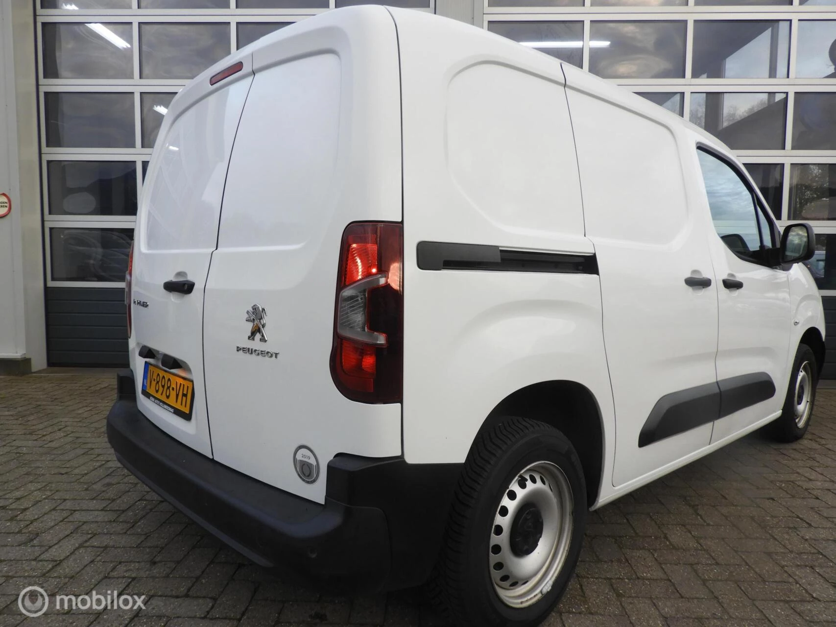 Hoofdafbeelding Peugeot Partner