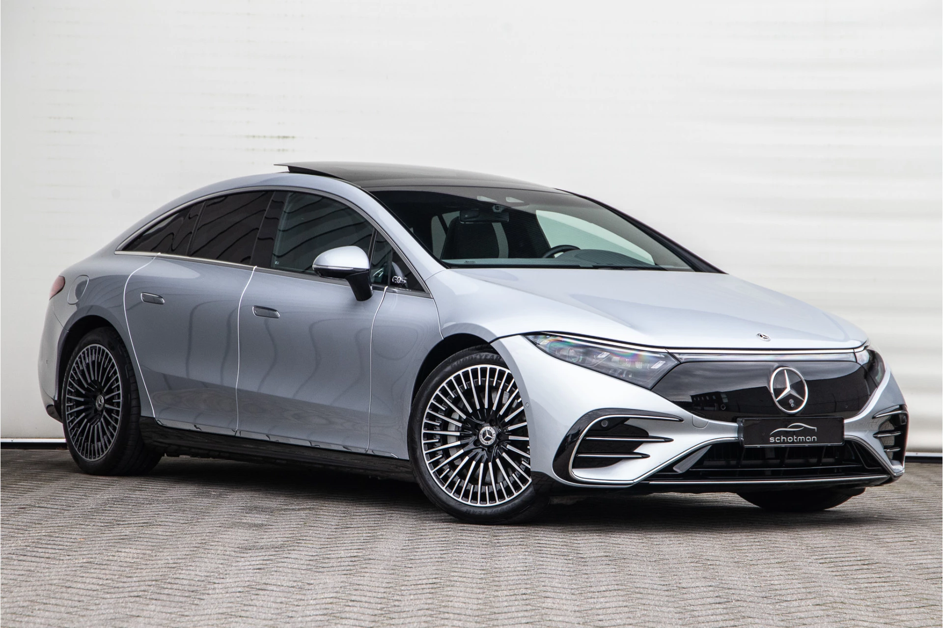 Hoofdafbeelding Mercedes-Benz EQS