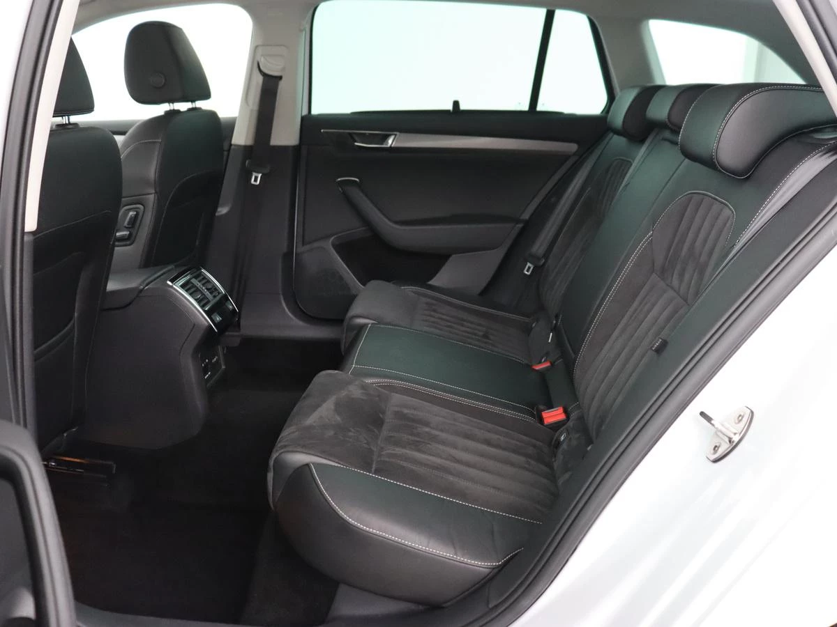 Hoofdafbeelding Škoda Superb