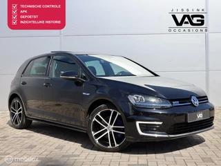 Volkswagen Golf 1.4 TSI GTE Massage Camera LED Pano Leer PDC!