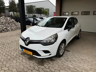 Hoofdafbeelding Renault Clio Renault Clio 1.2 16V 5-DRS hatchback cruise Bluetooth