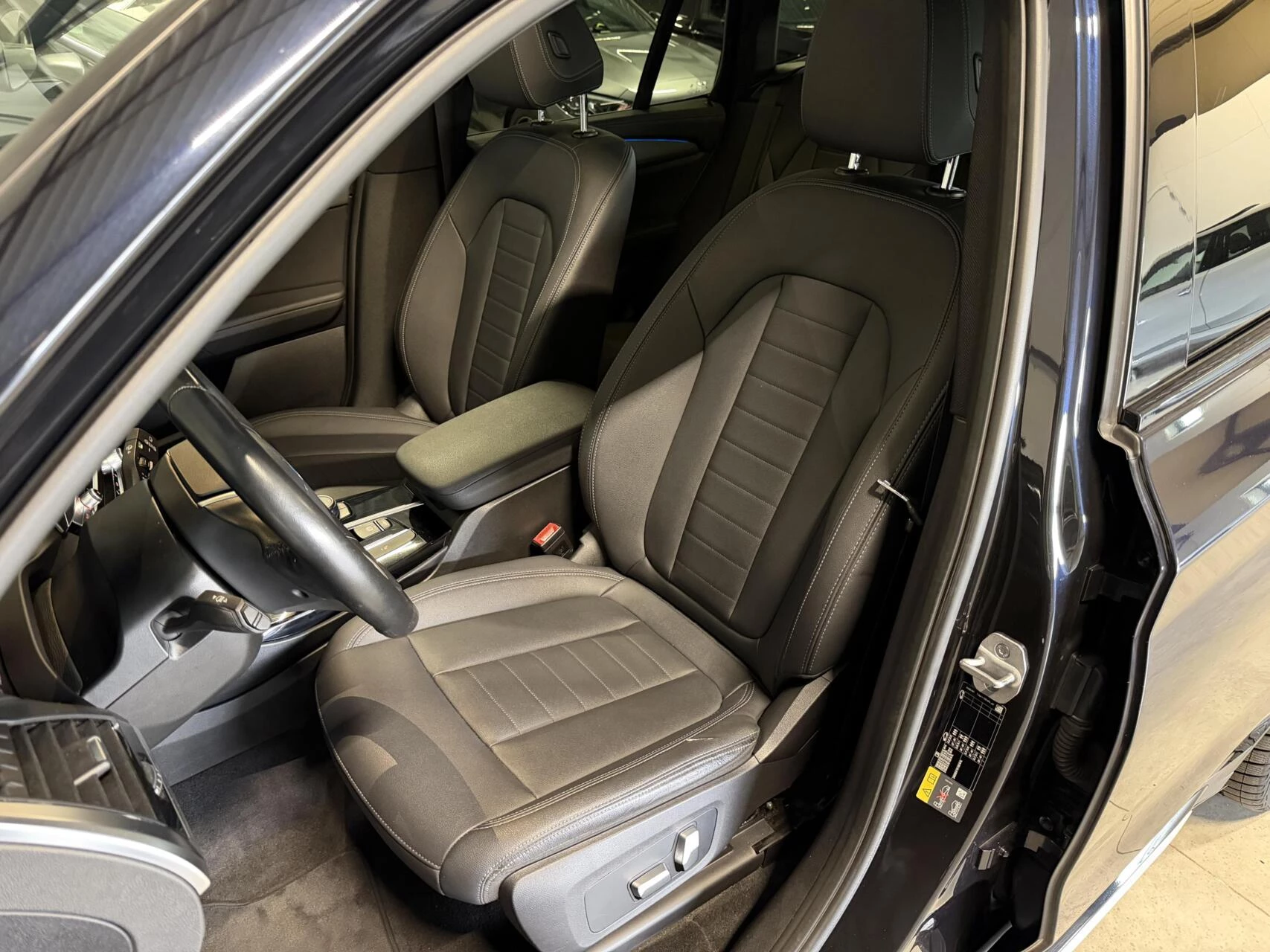 Hoofdafbeelding BMW iX3