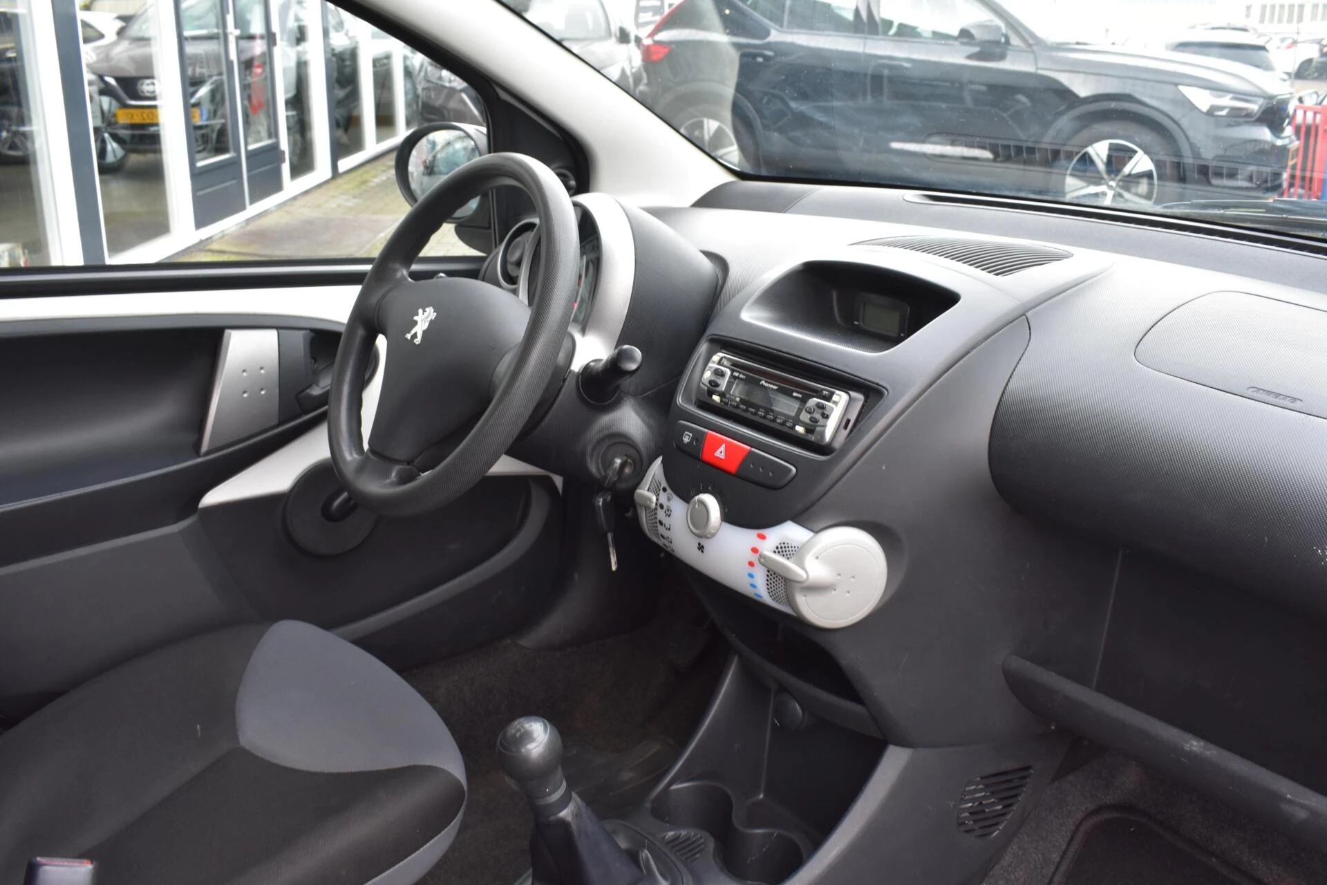 Hoofdafbeelding Peugeot 107