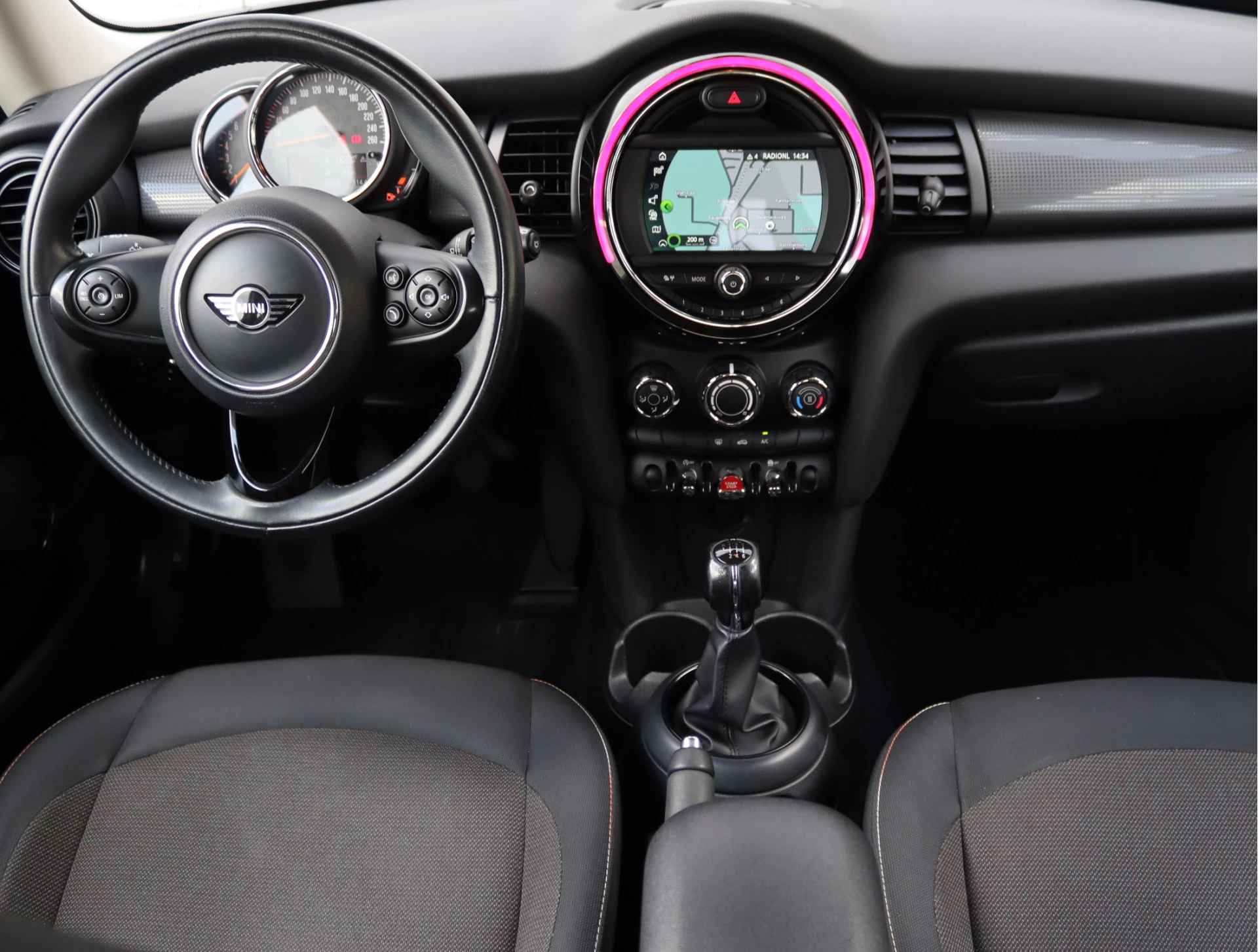 Hoofdafbeelding MINI Cooper