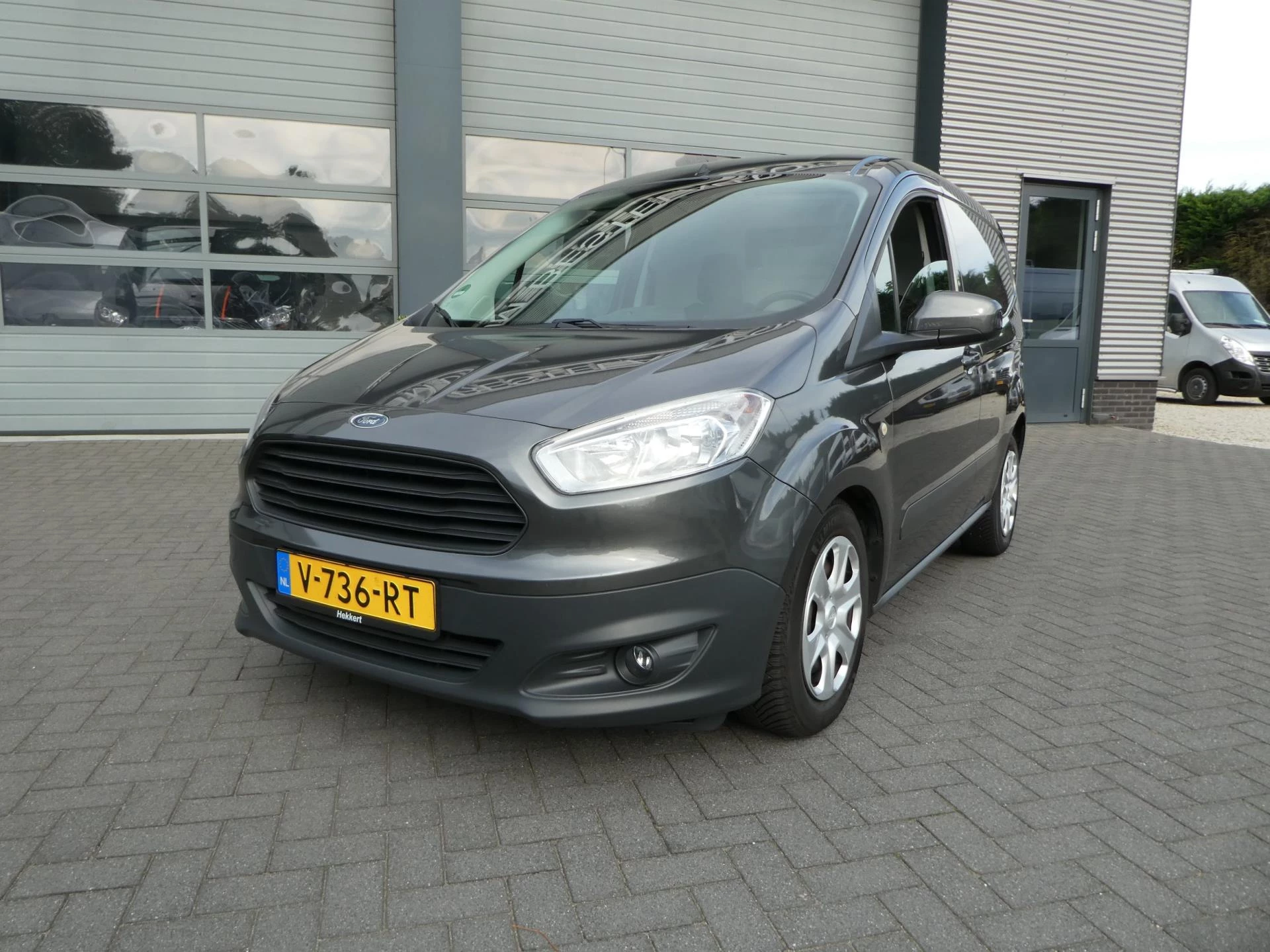 Hoofdafbeelding Ford Transit Courier