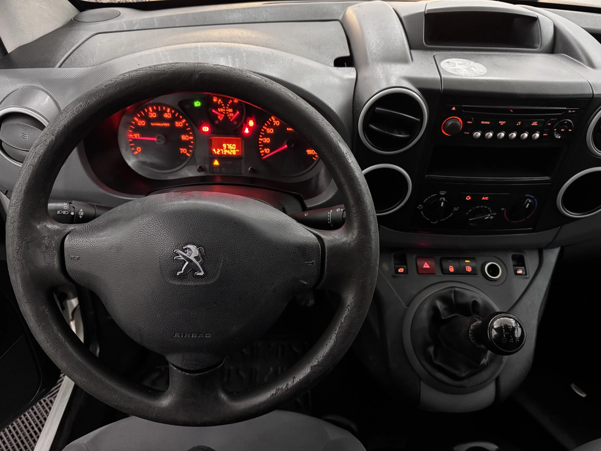 Hoofdafbeelding Peugeot Partner