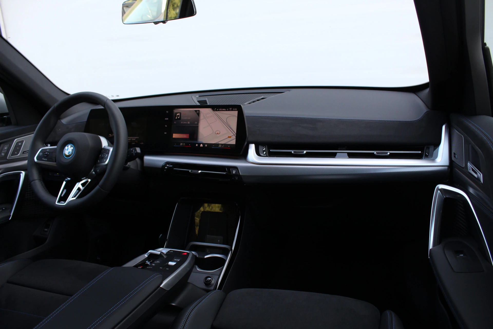 Hoofdafbeelding BMW iX1