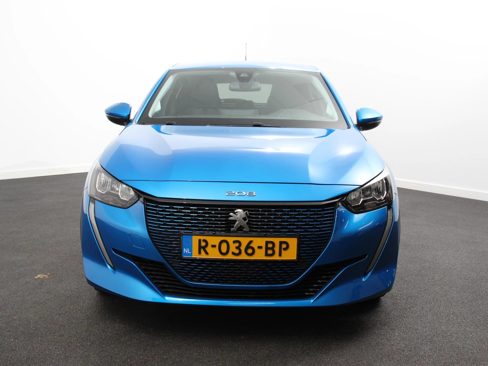 Hoofdafbeelding Peugeot e-208