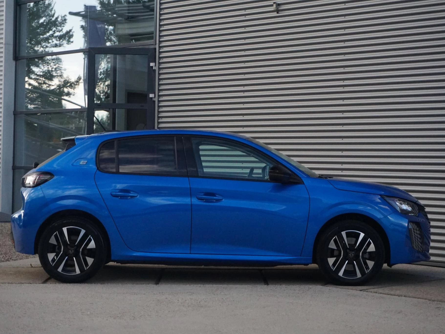 Hoofdafbeelding Peugeot e-208