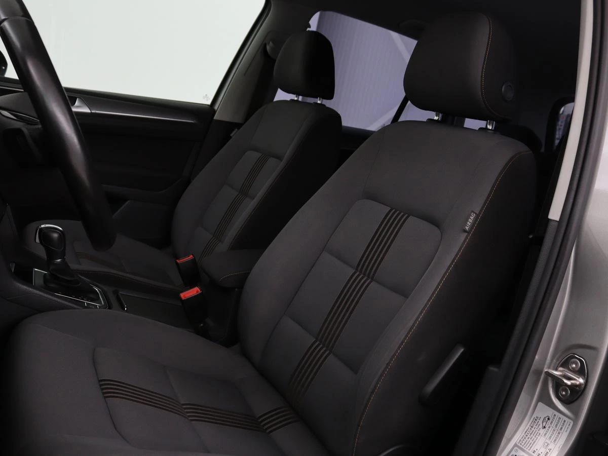 Hoofdafbeelding Volkswagen Golf Sportsvan