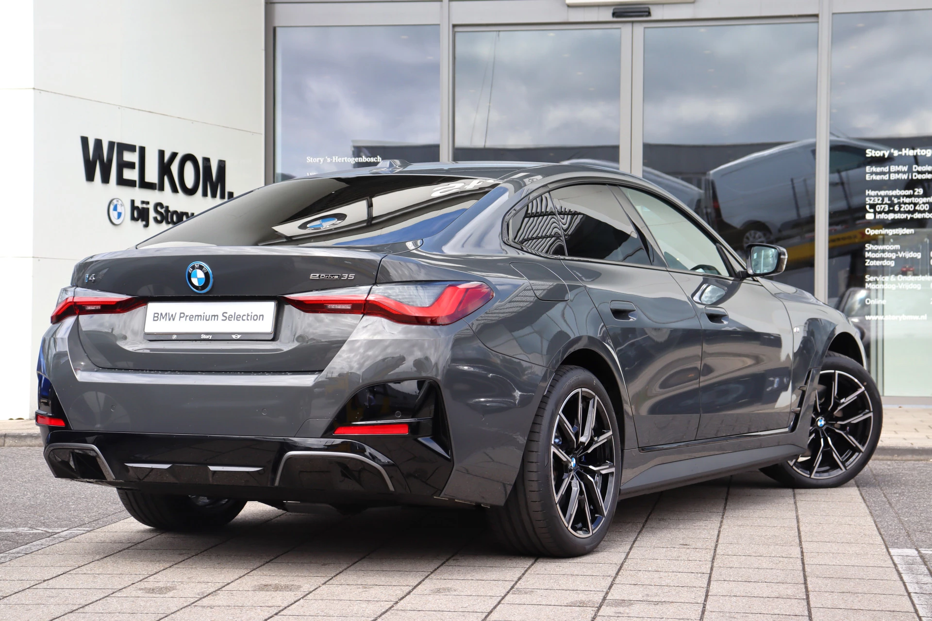 Hoofdafbeelding BMW i4