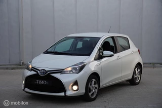 Hoofdafbeelding Toyota Yaris Toyota Yaris 1.5 Hybrid Lease 20.750 KM!