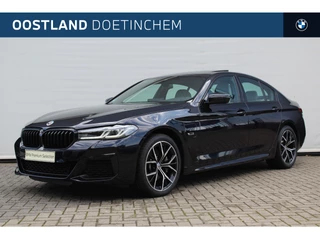 BMW 5 Serie 530e High Executive M Sport Automaat / Schuif-kanteldak / Laserlight / Stoelverwarming / Comfortstoelen