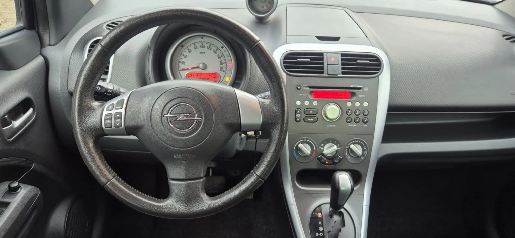 Hoofdafbeelding Opel Agila