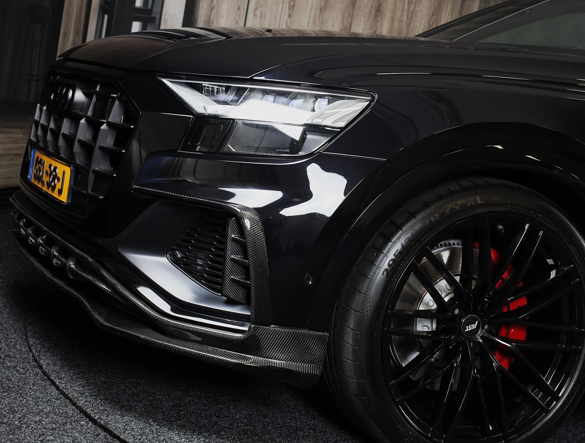 Hoofdafbeelding Audi Q8