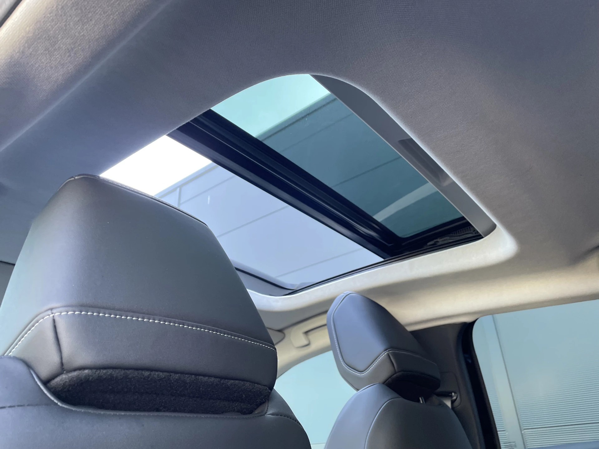 Hoofdafbeelding Citroën ë-C4