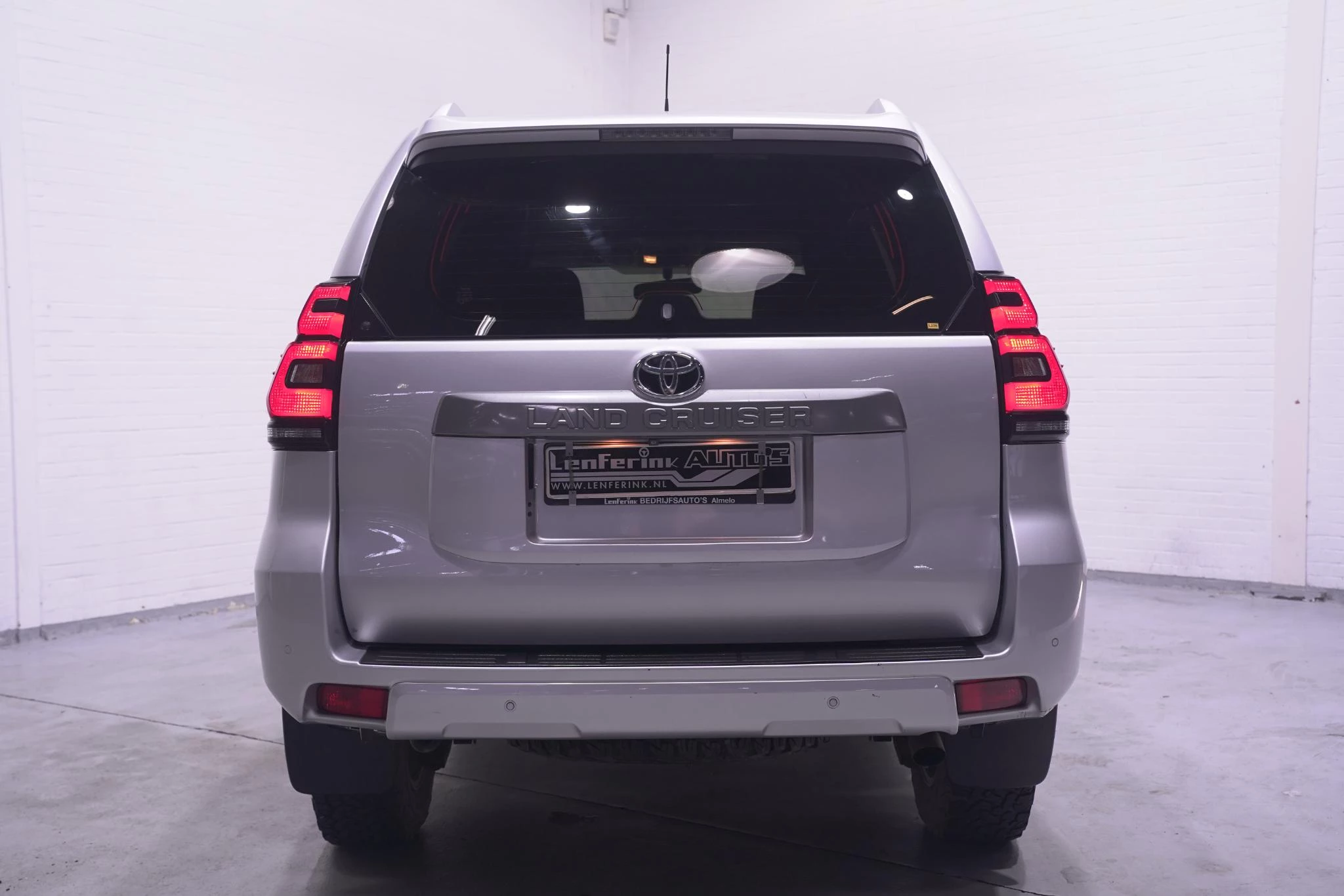 Hoofdafbeelding Toyota Land Cruiser
