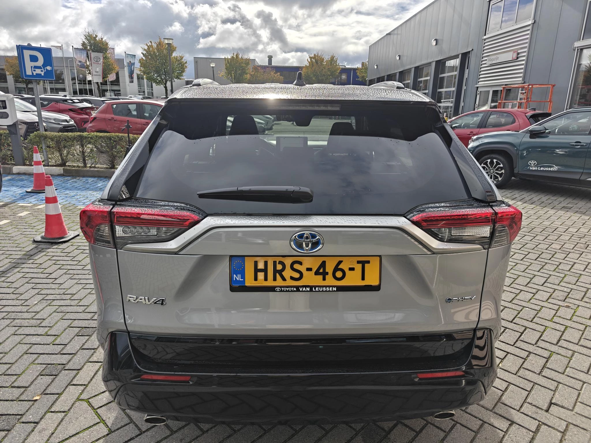 Hoofdafbeelding Toyota RAV4