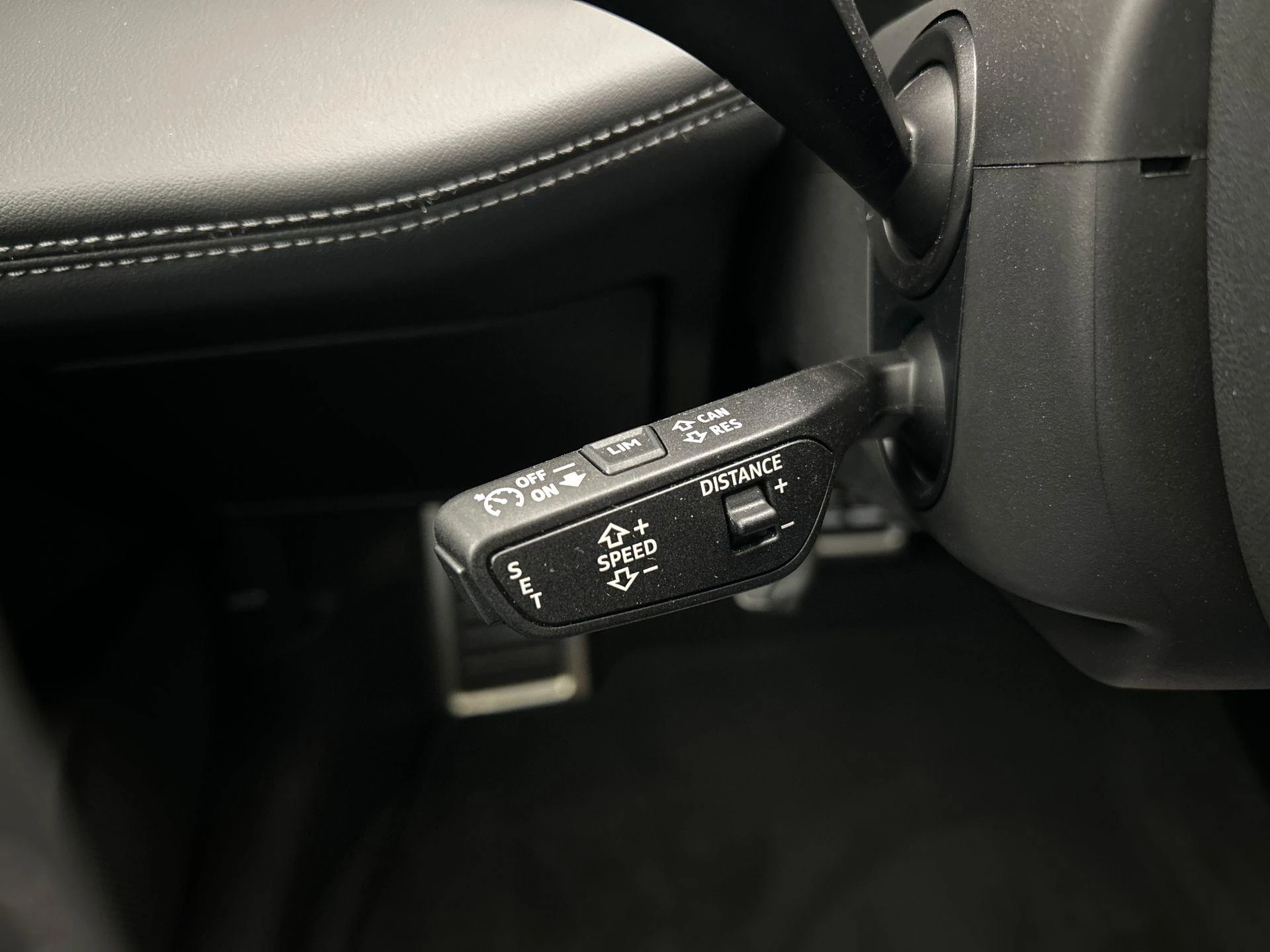 Hoofdafbeelding Audi A6 Avant e-tron