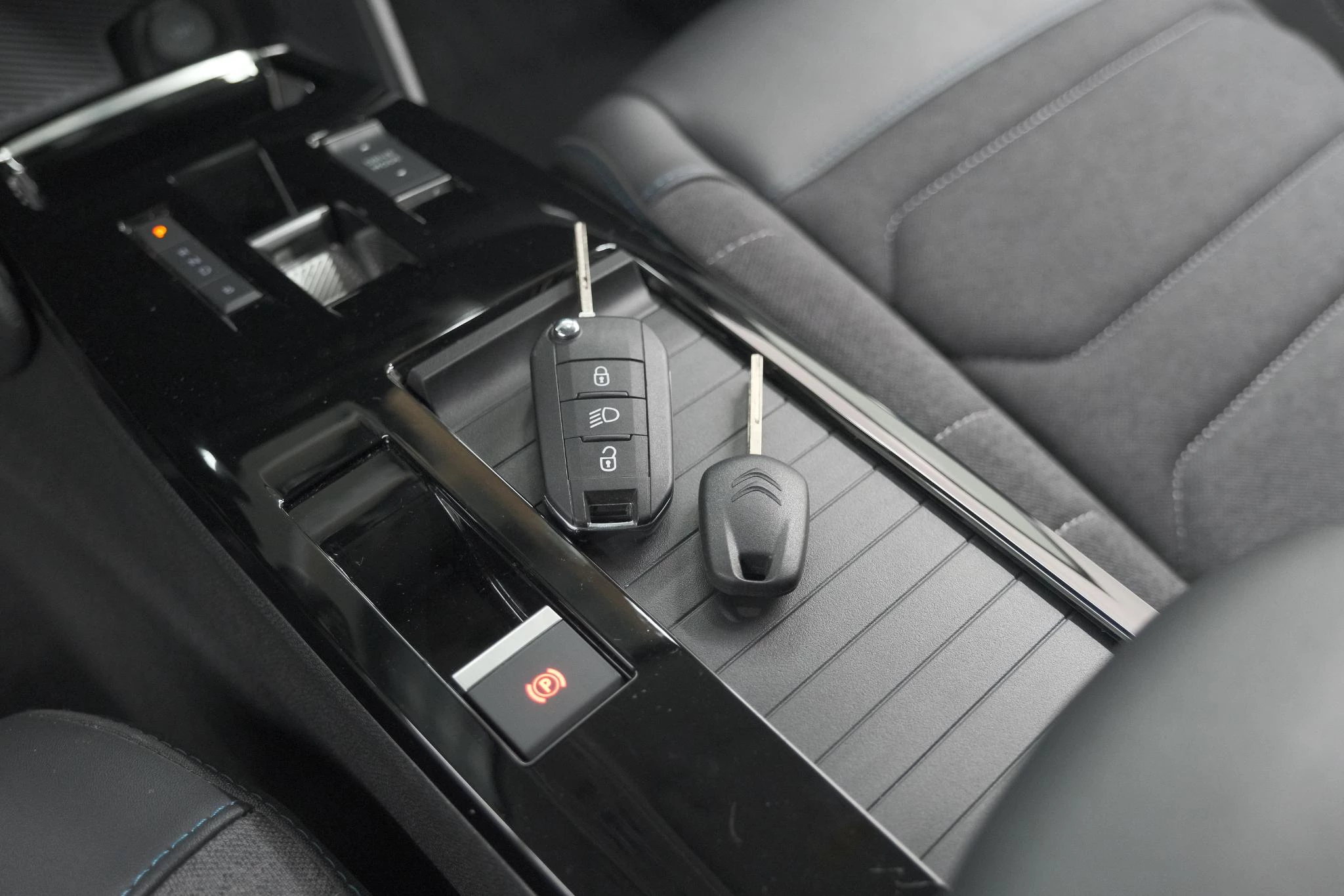 Hoofdafbeelding Citroën ë-C4
