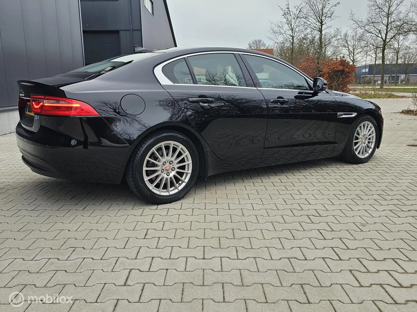 Hoofdafbeelding Jaguar XE