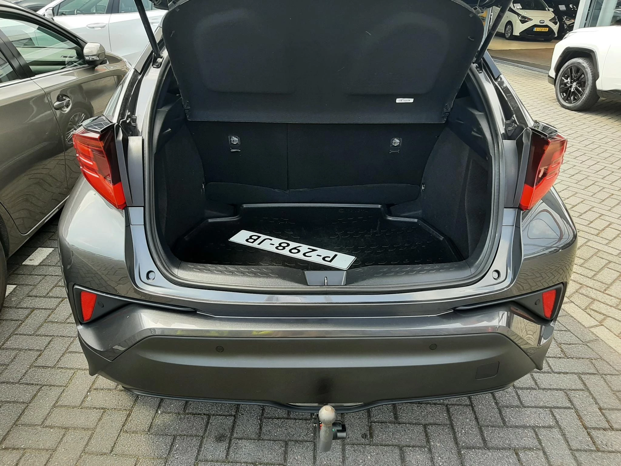 Hoofdafbeelding Toyota C-HR