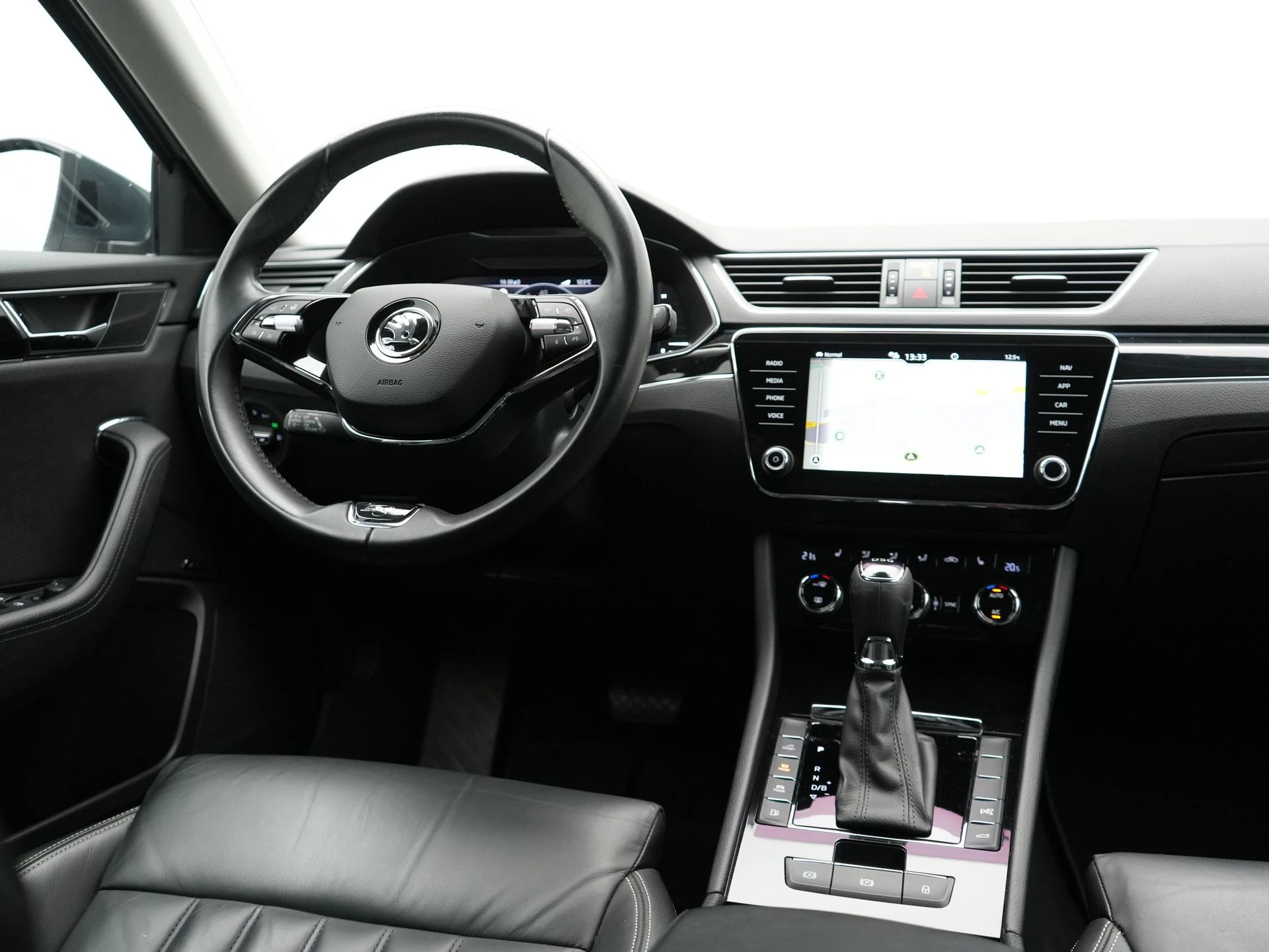 Hoofdafbeelding Škoda Superb