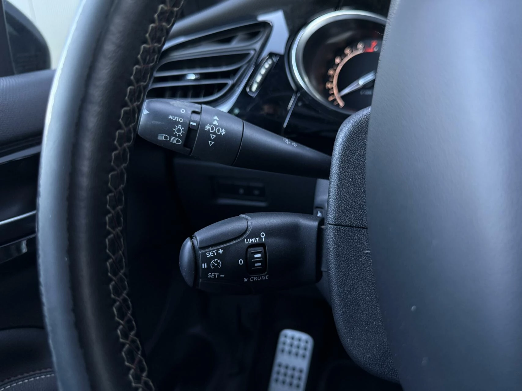 Hoofdafbeelding DS DS 3