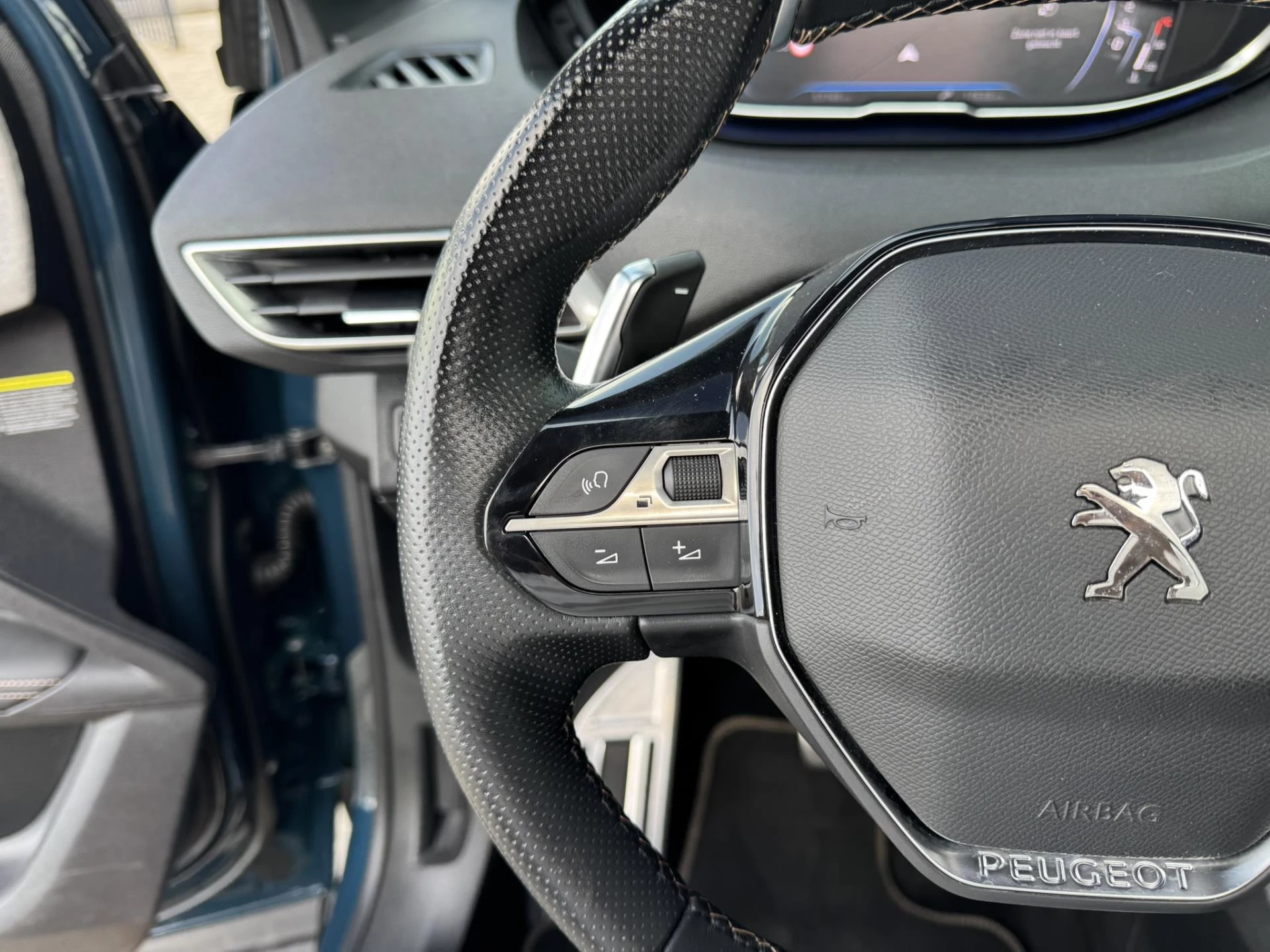 Hoofdafbeelding Peugeot 5008