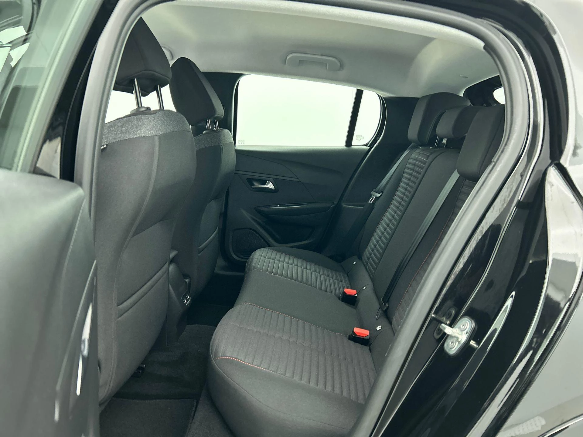 Hoofdafbeelding Peugeot e-208