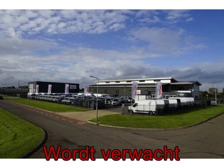 Mercedes-Benz Sprinter 319 V6 3.0 CDI L2H1 DC Black Edition Full options, Adaptieve Cruise, 360 Camera, 10,5'' Mbux, LED, Stoelverwarming, Automaat, Leder, BPM Vrij!