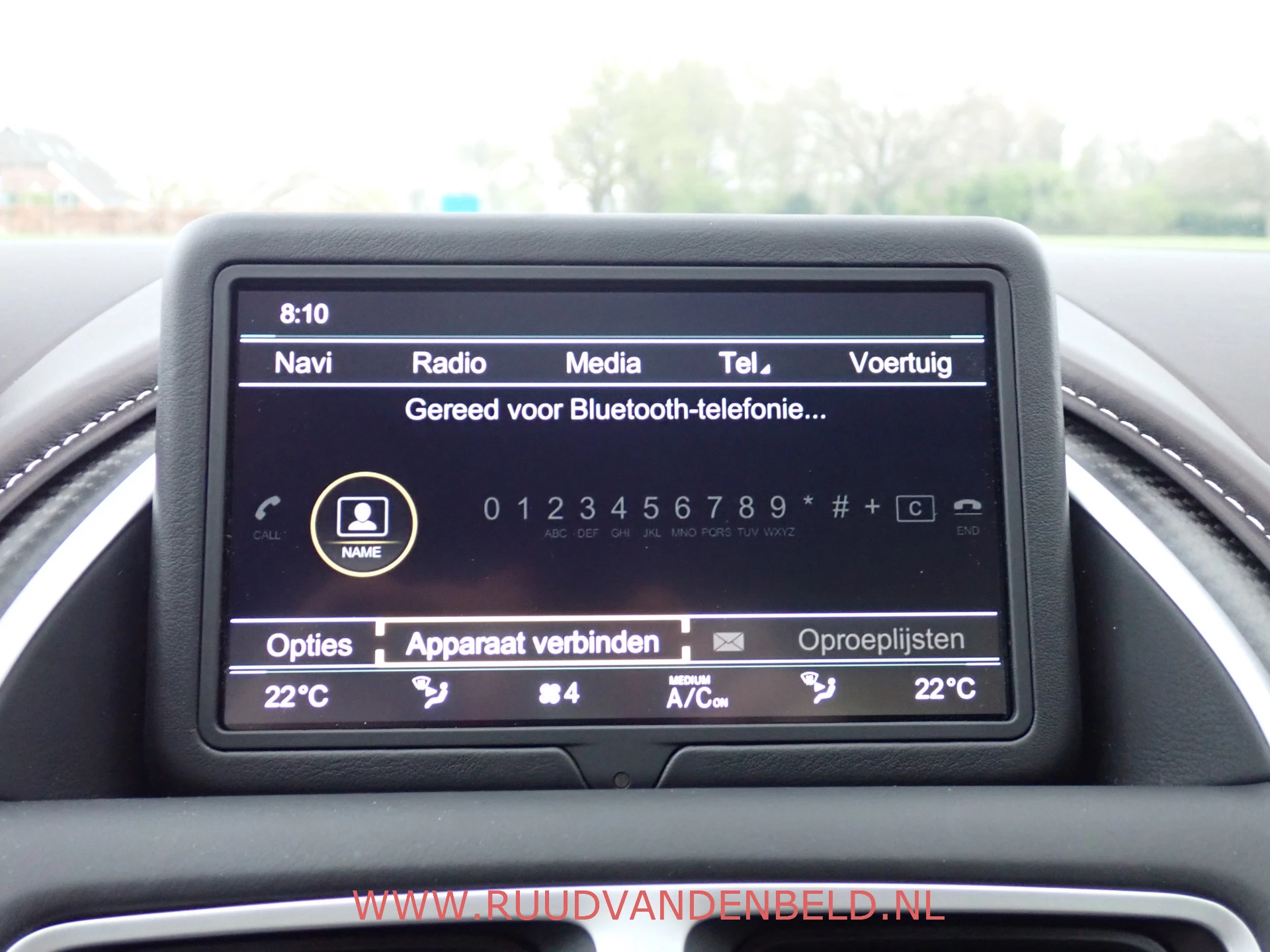 Hoofdafbeelding Aston Martin DBS