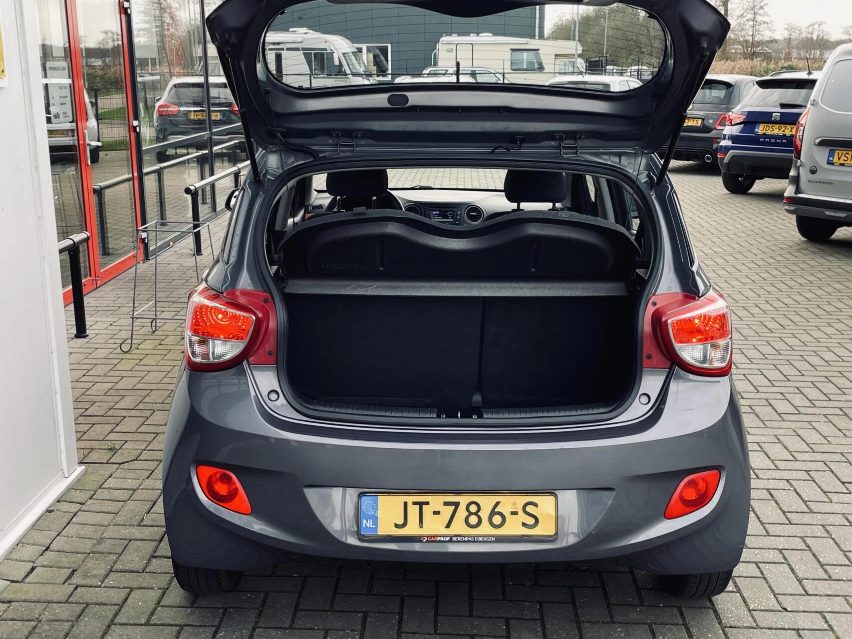 Hoofdafbeelding Hyundai i10