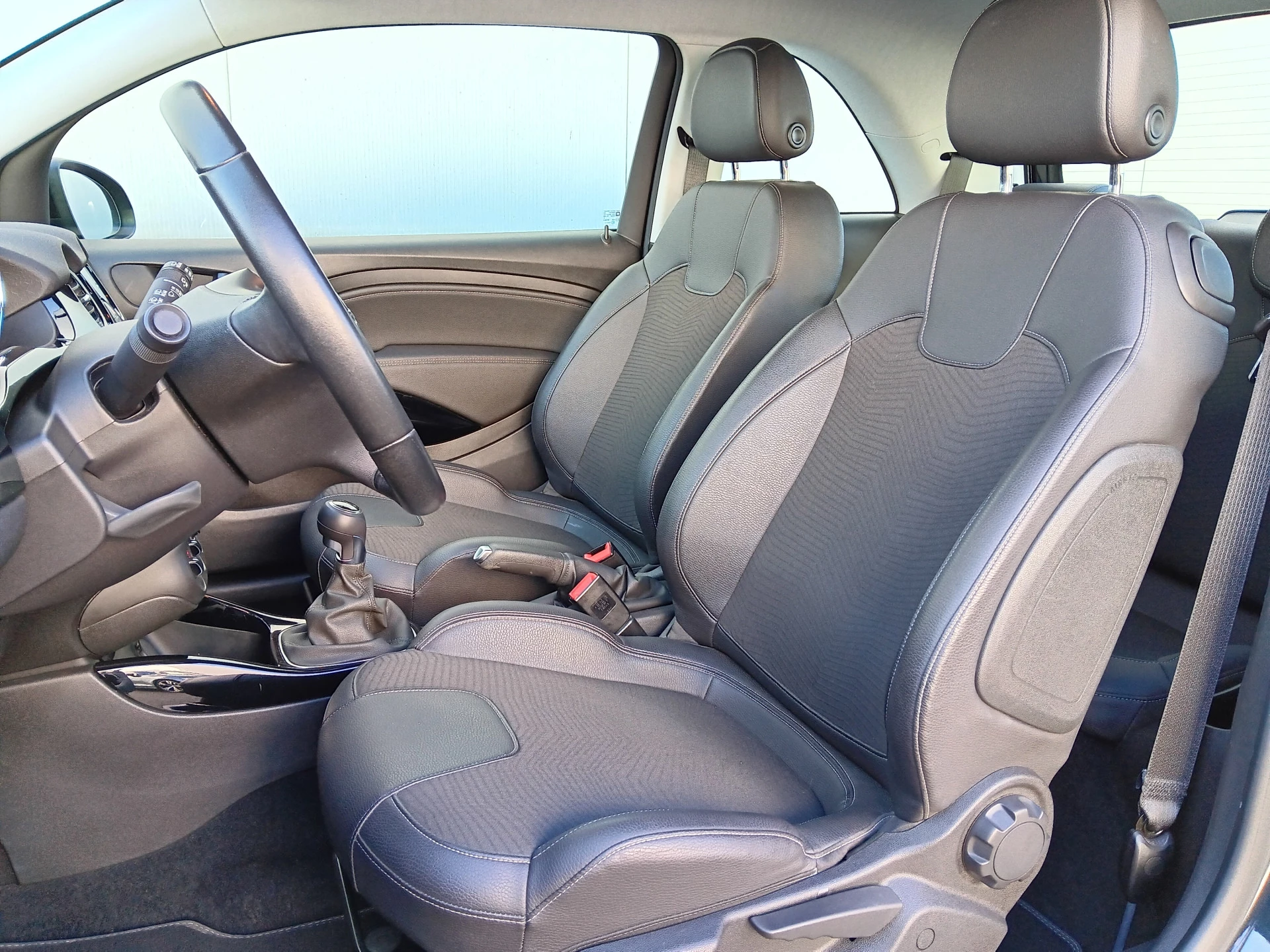 Hoofdafbeelding Opel ADAM