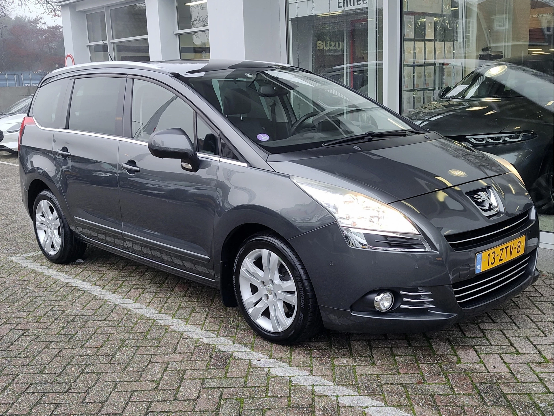Hoofdafbeelding Peugeot 5008