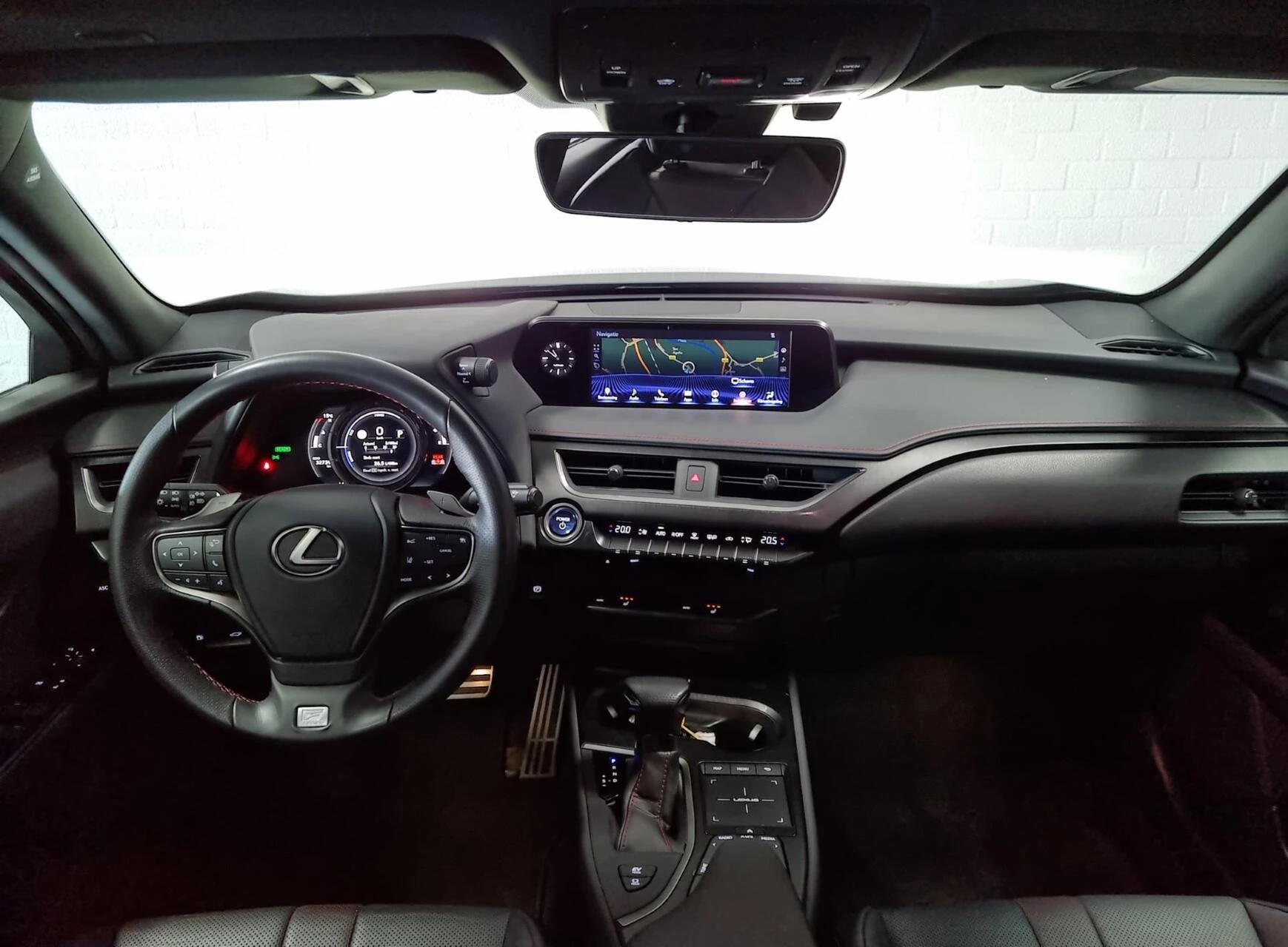 Hoofdafbeelding Lexus UX