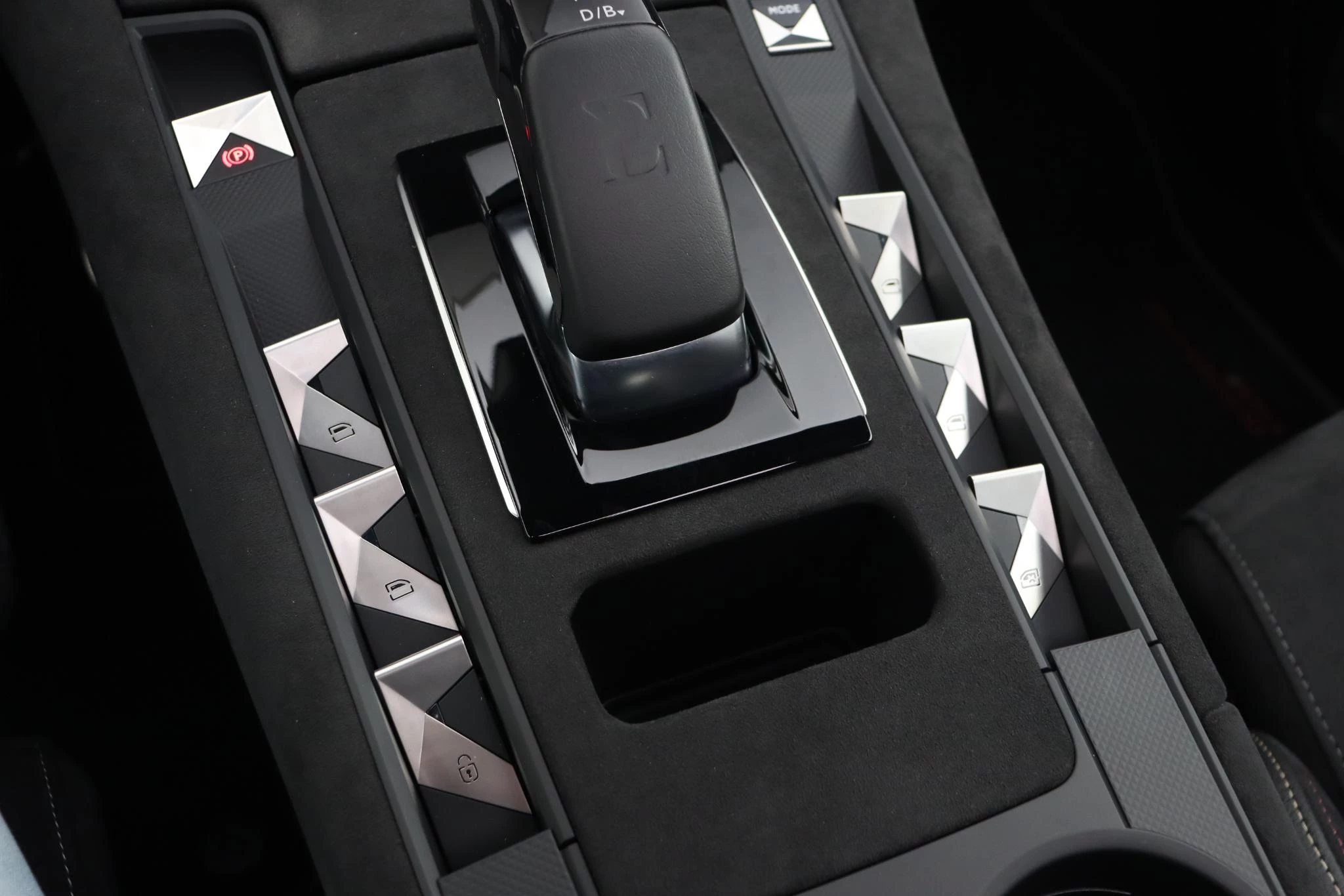 Hoofdafbeelding DS DS 7