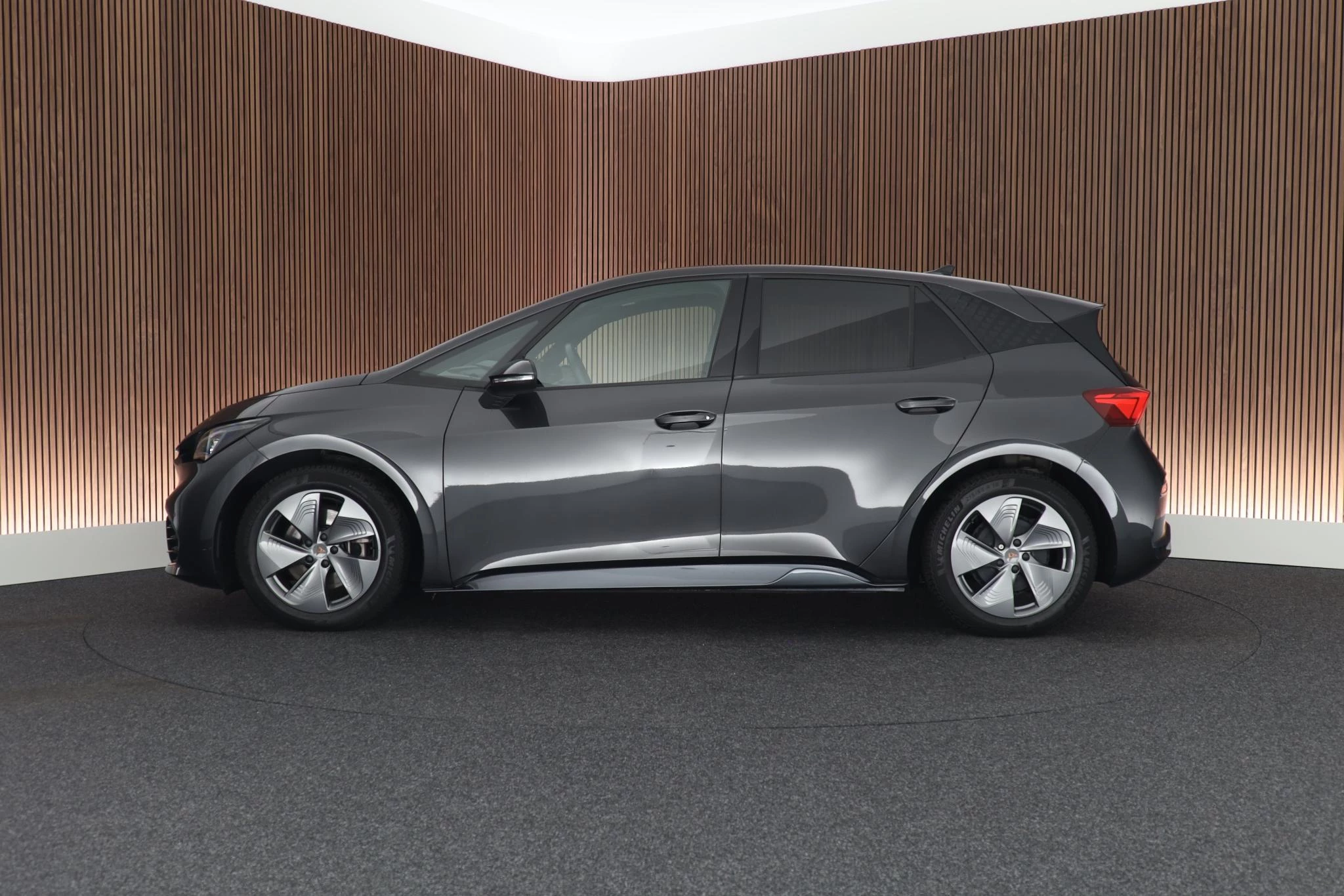 Hoofdafbeelding CUPRA Born