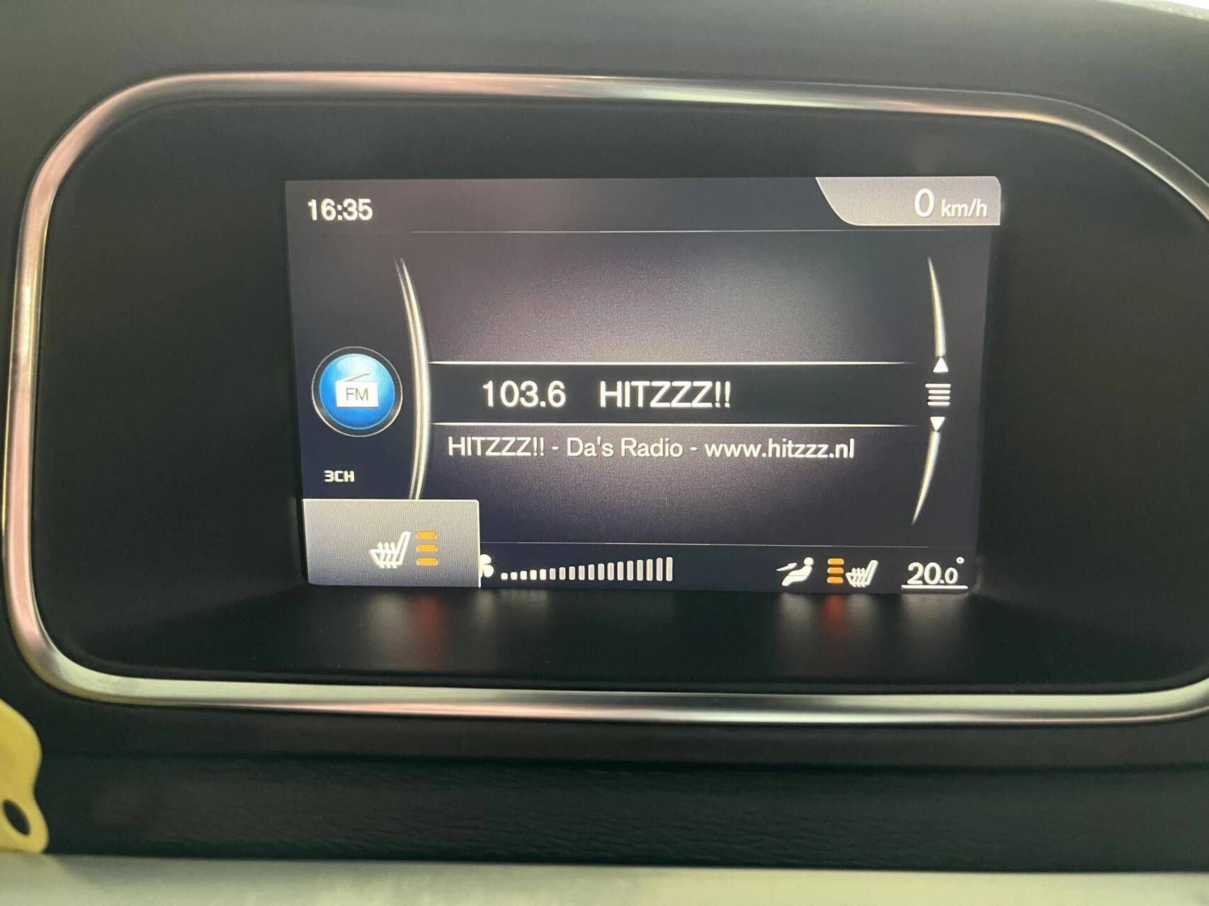 Hoofdafbeelding Volvo V40