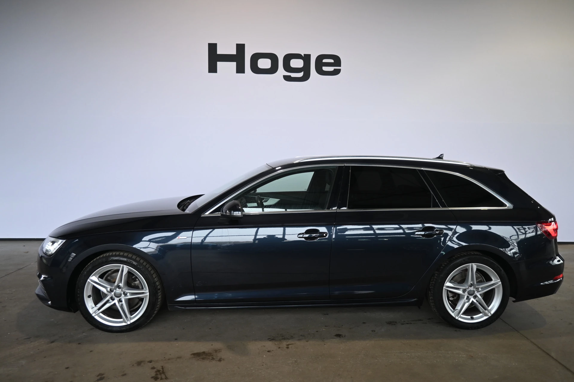 Hoofdafbeelding Audi A4