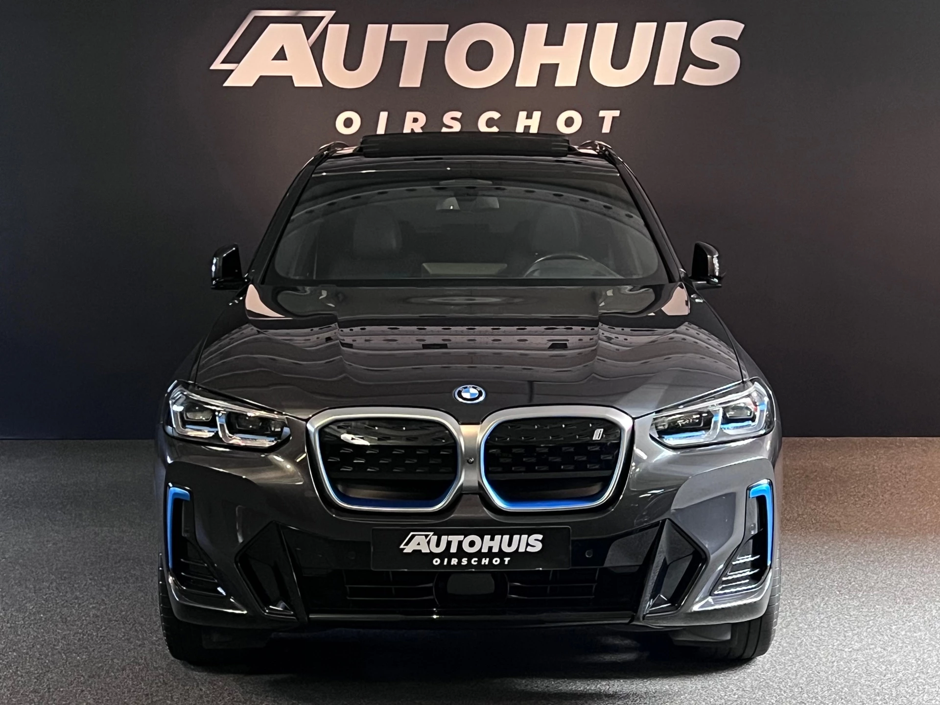 Hoofdafbeelding BMW iX3