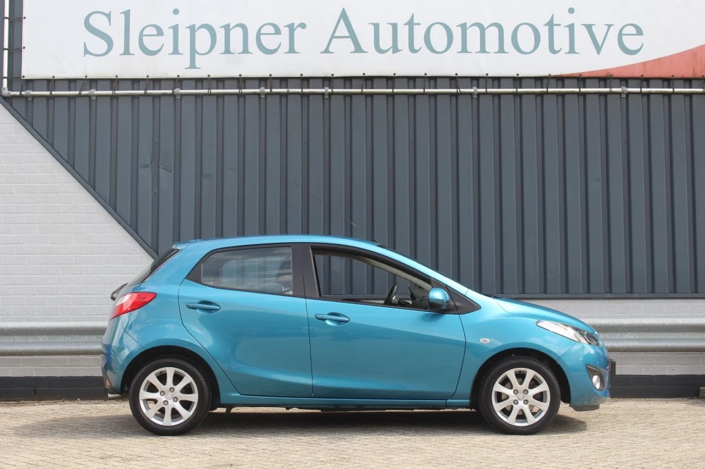 Hoofdafbeelding Mazda 2