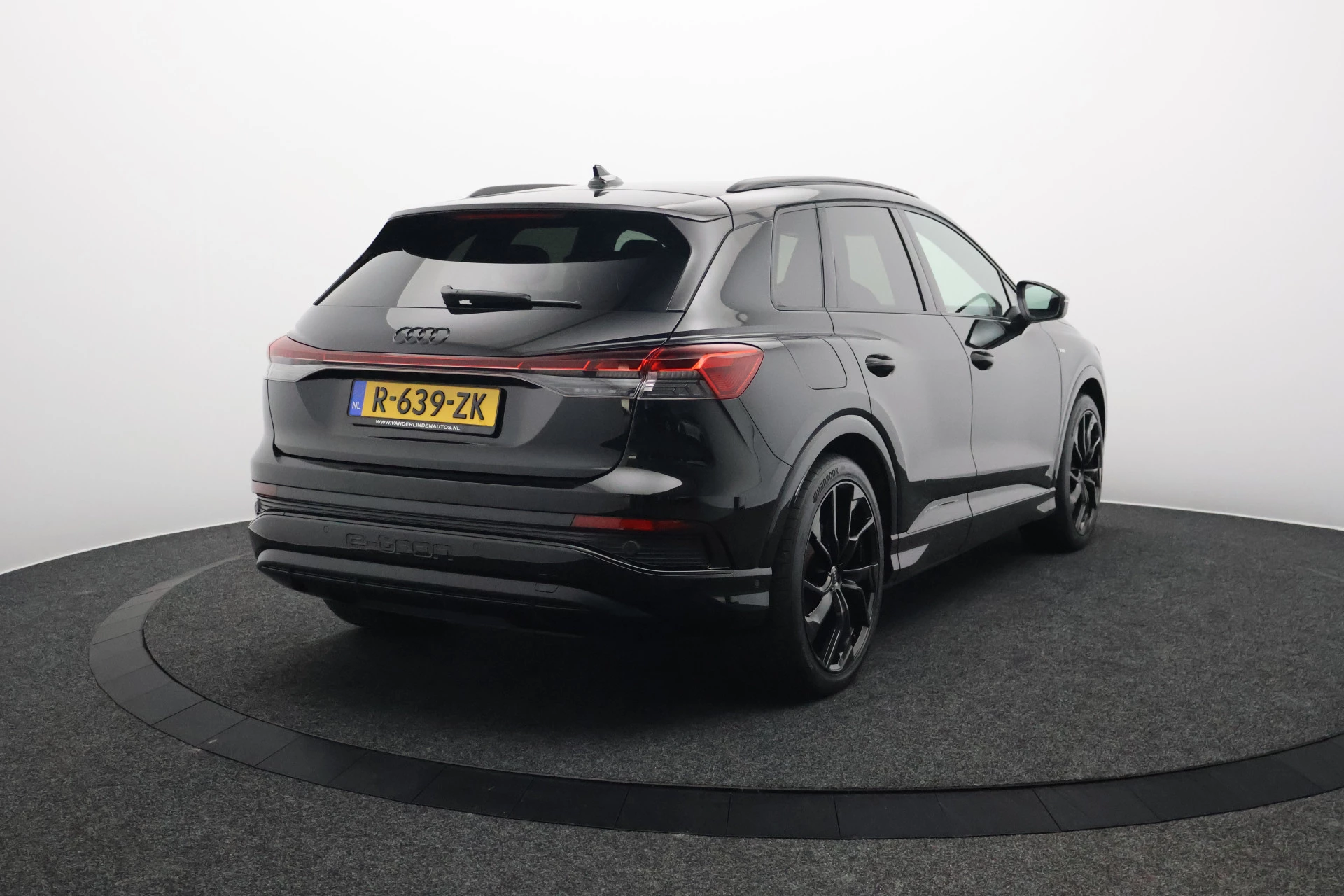 Hoofdafbeelding Audi Q4 e-tron