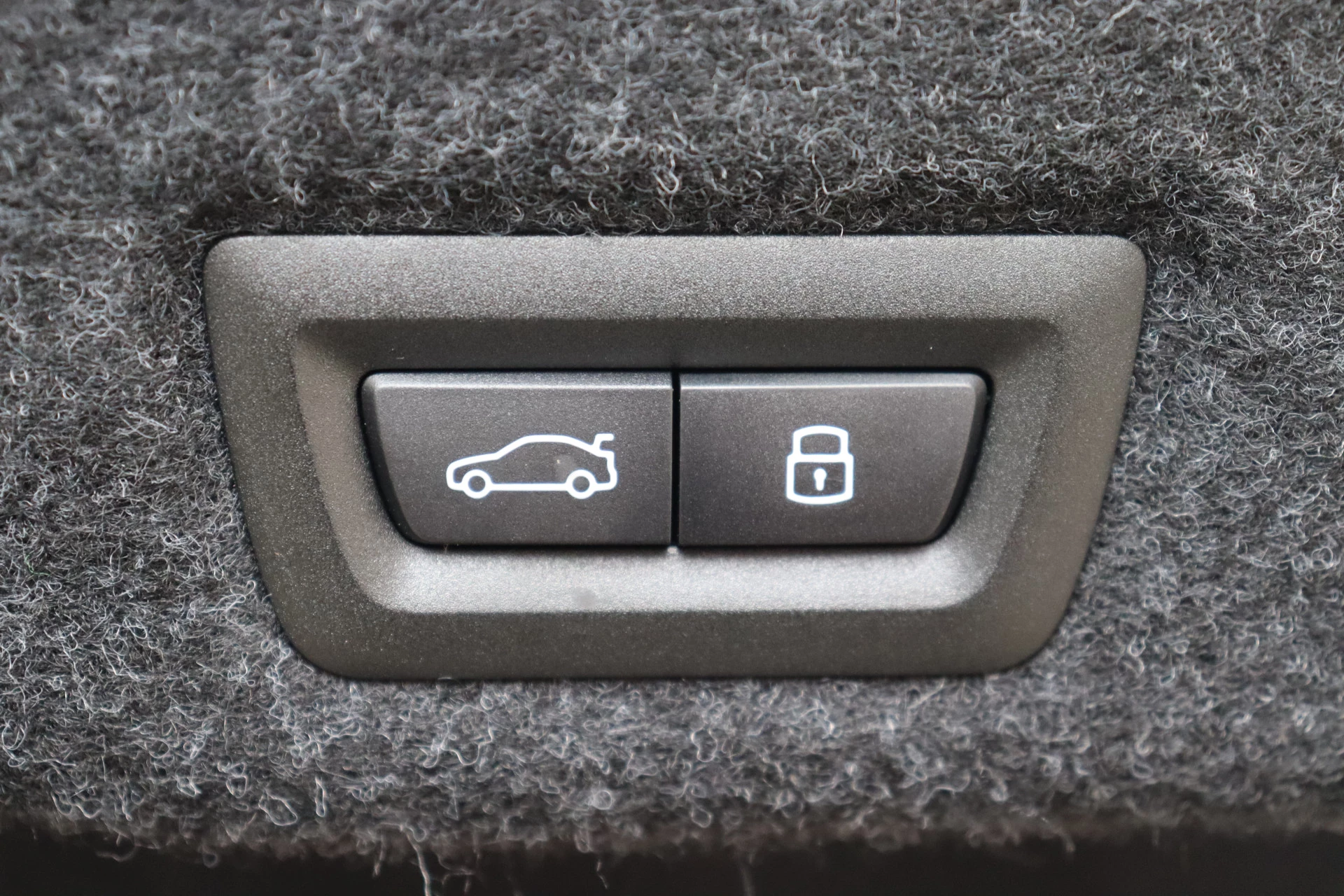 Hoofdafbeelding BMW i5
