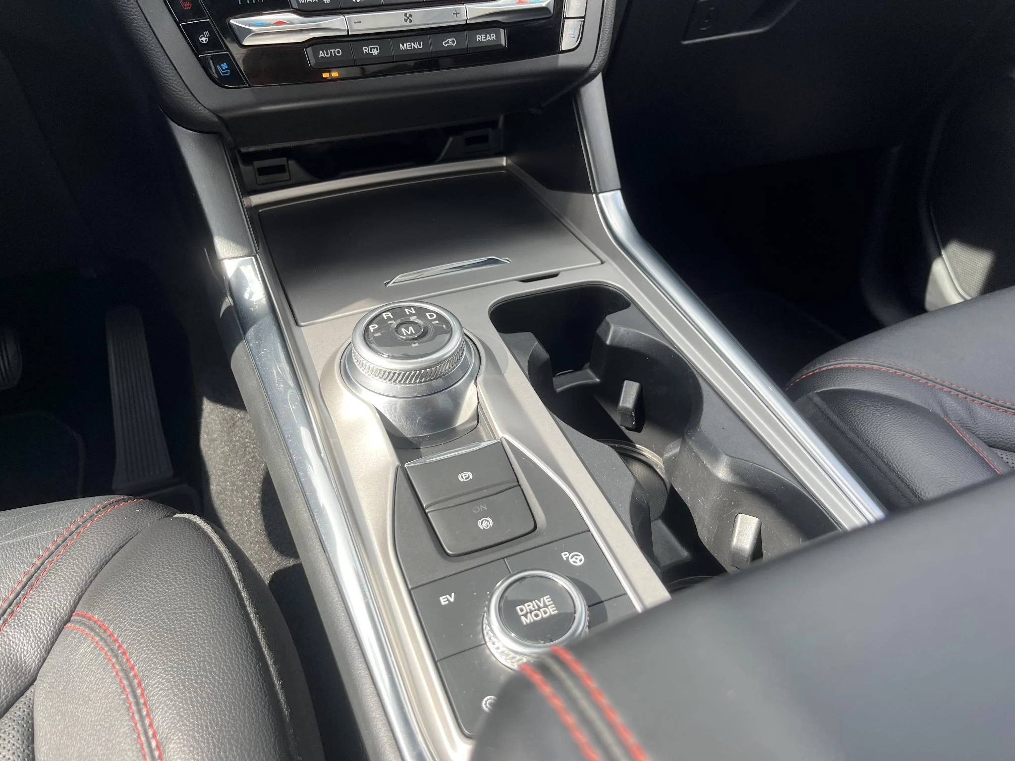 Hoofdafbeelding Ford Explorer