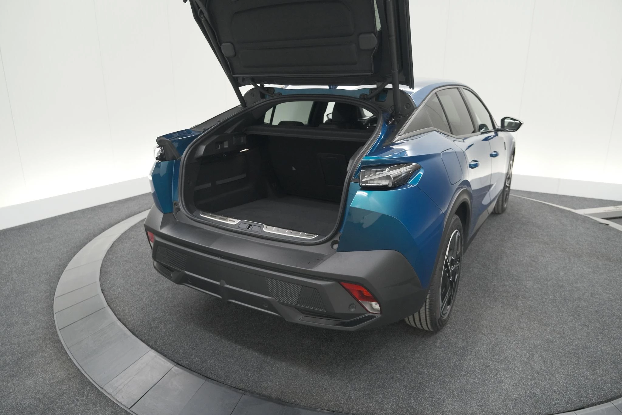 Hoofdafbeelding Peugeot 408